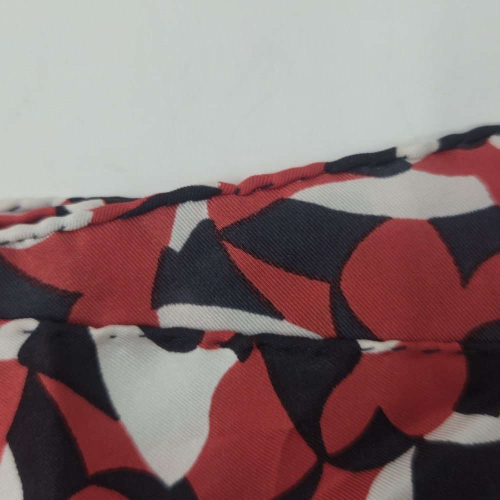 Vintage Silk Pocket Square Scarf 18x18 Hand Rolled Red Black White Camo Italy - Picture 5 of 7